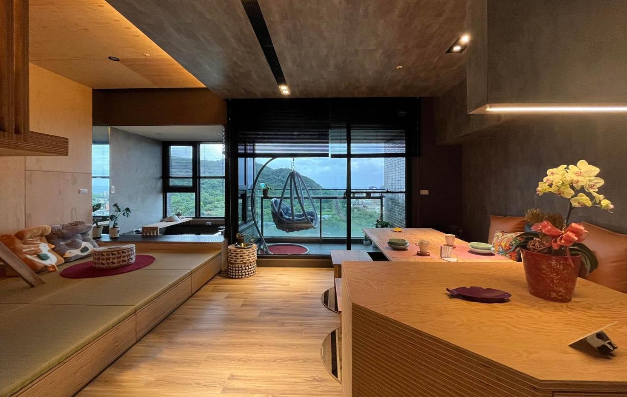 Toucheng Happyhouse頭城黑皮家 附早餐アパートメント エクステリア 写真