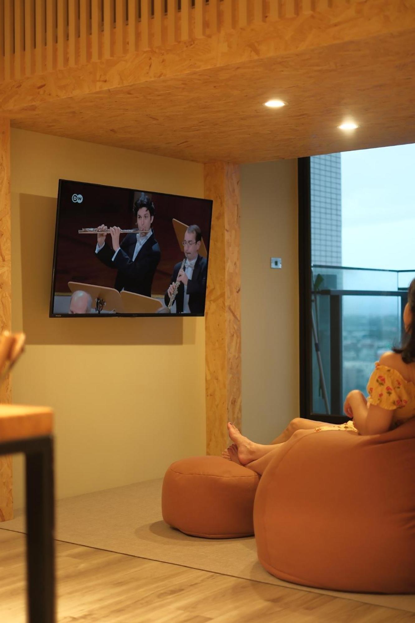 Toucheng Happyhouse頭城黑皮家 附早餐アパートメント エクステリア 写真