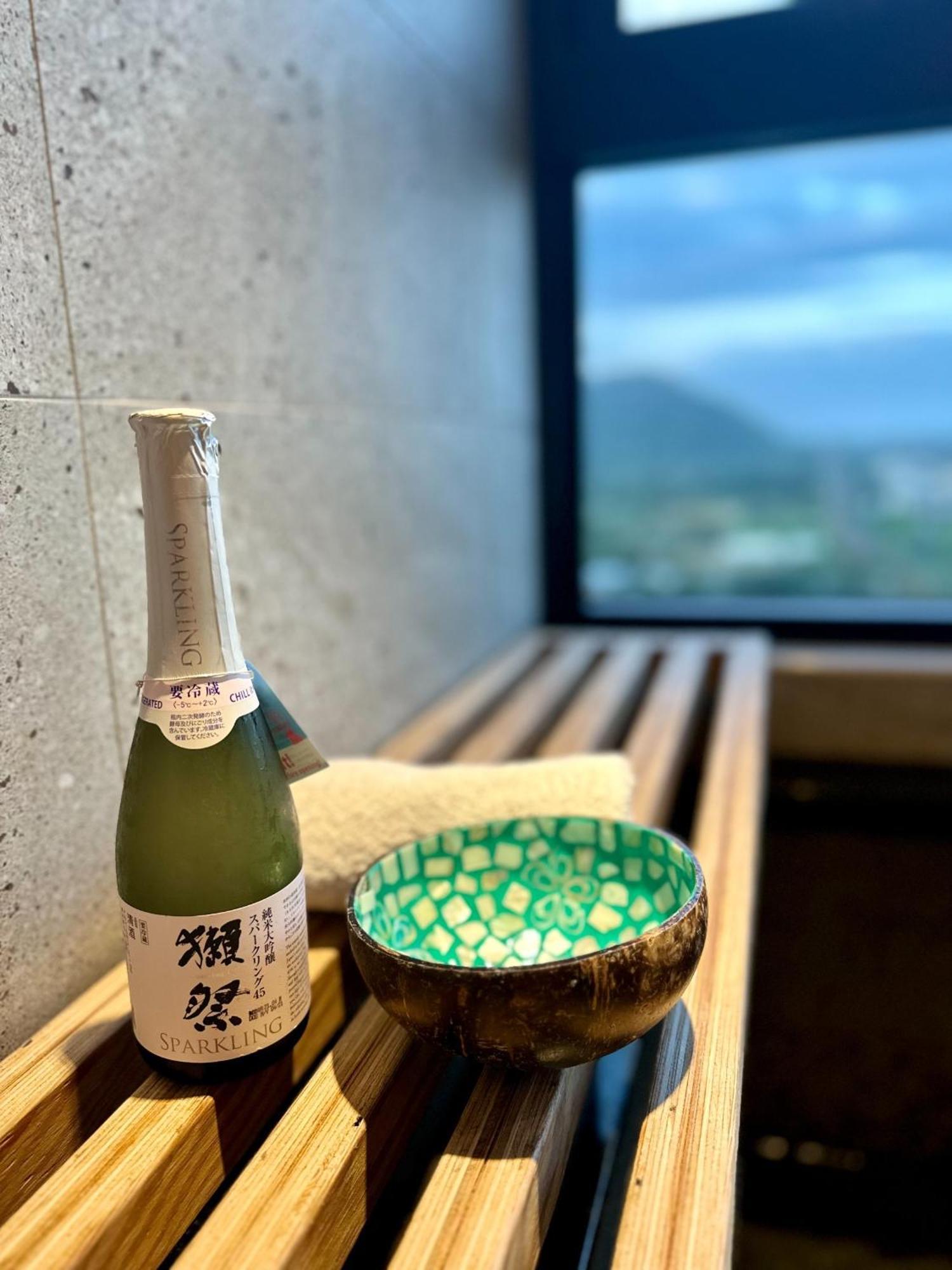 Toucheng Happyhouse頭城黑皮家 附早餐アパートメント エクステリア 写真